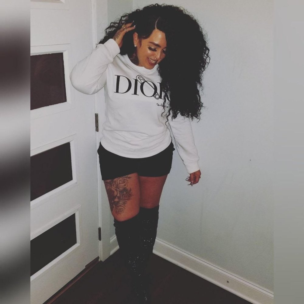 Meet your Posher, Rochella